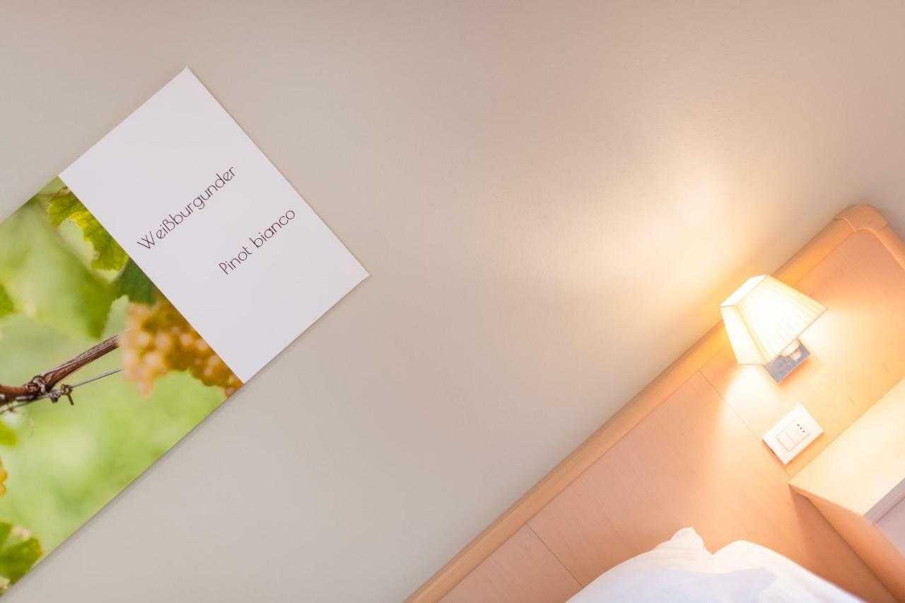 Garni Hotel Ritterhof Termeno Kültér fotó