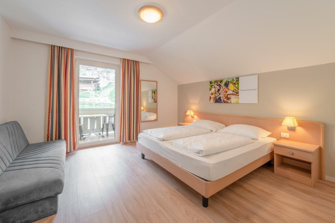 Garni Hotel Ritterhof Termeno Kültér fotó